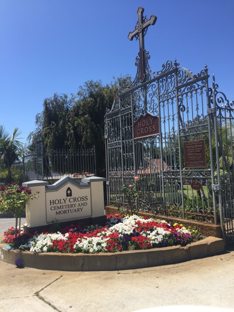 Holy Cross Cemetery